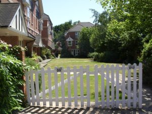Chatsworth House, Portswood, Southampton - Flat to Let Gardens